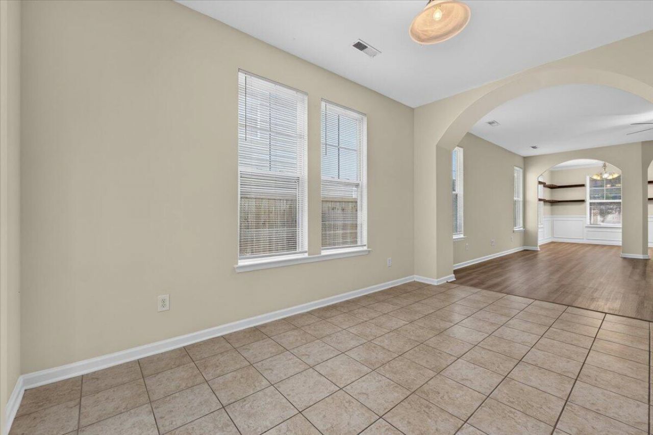289 Oglethorpe Circle Photo 8