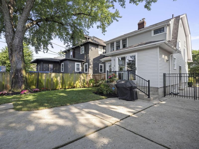 181 Tibet Road, Columbus, OH 43202 Photo 49