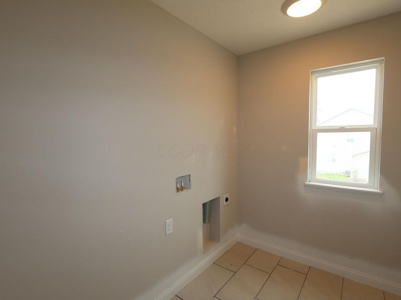 8645 Martin Lane, Plain City, OH 43064 Photo 12