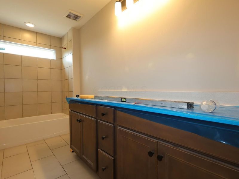 8645 Martin Lane, Plain City, OH 43064 Photo 9