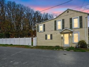 901 FAIRVIEW STREET , POTTSVILLE, PA 17901