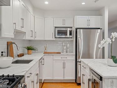 2046 SOUTH STREET , PHILADELPHIA, PA 19146
