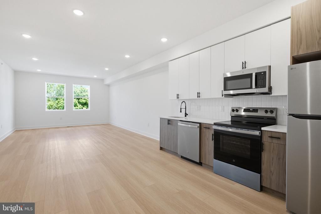 3929 Fairmount Avenue , Unit 2, Philadelphia, PA 19104 Main Photo