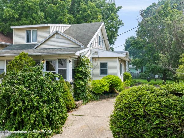 334 N Magnolia Avenue, Lansing, MI 48912