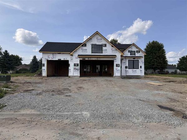 1440 Legacy Court, North Liberty, IA 52317
