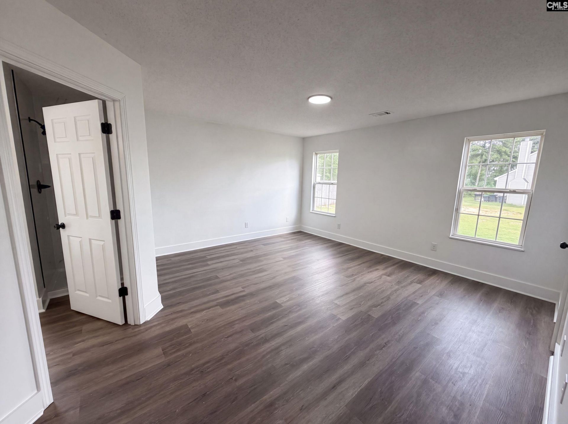 349 Ridgehill Drive  Photo 4