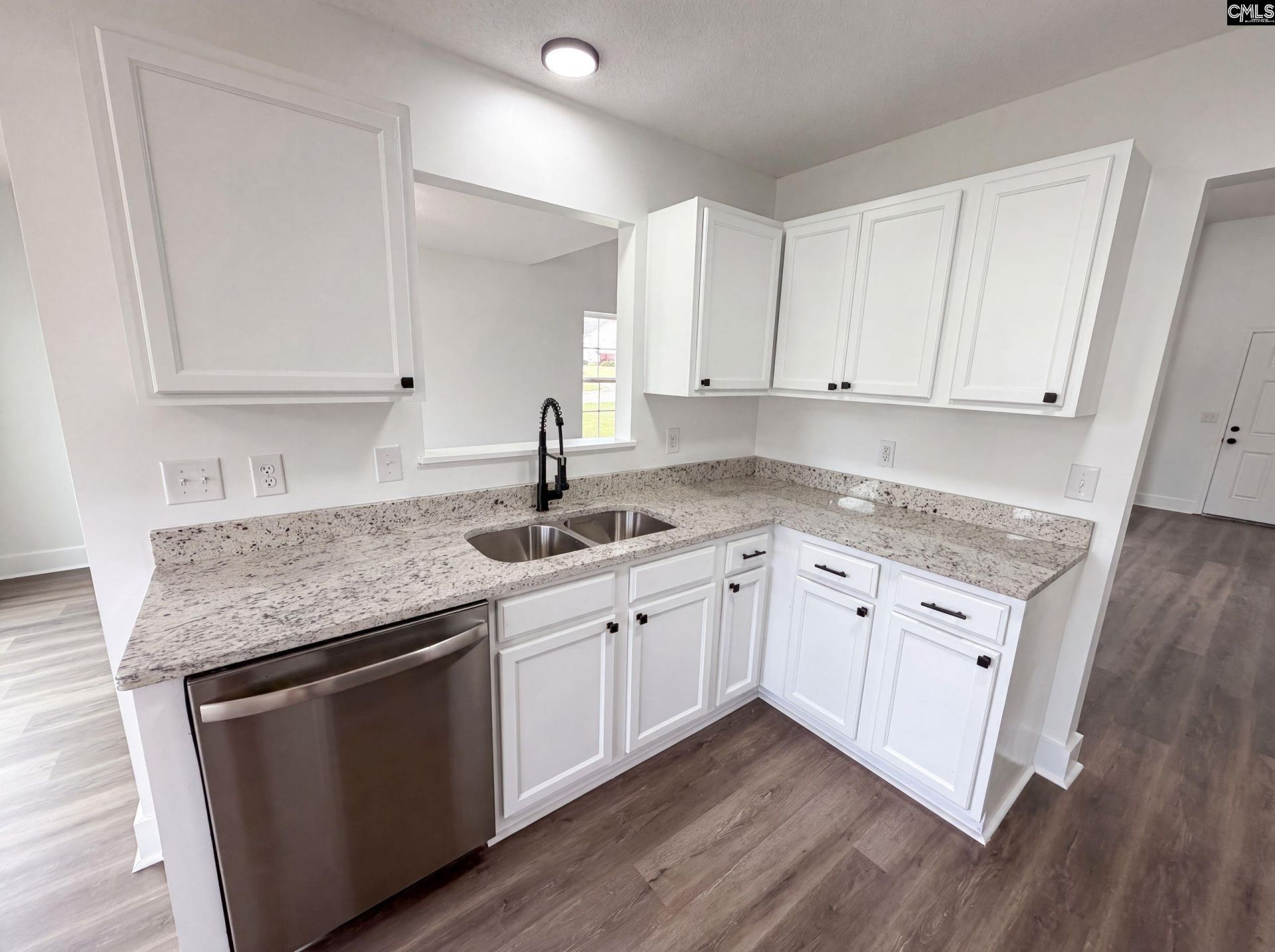 349 Ridgehill Drive  Photo 7