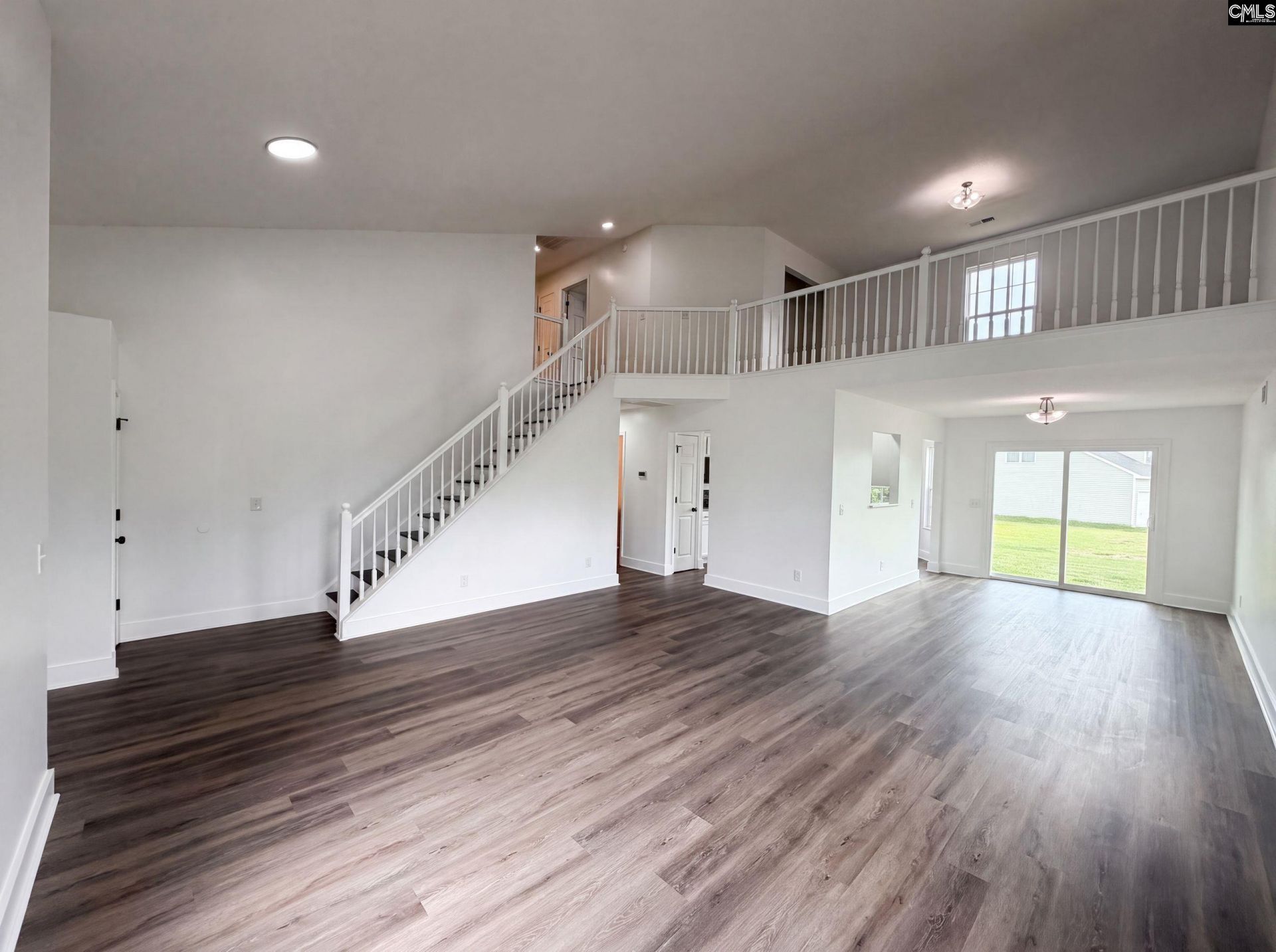 349 Ridgehill Drive  Photo 9