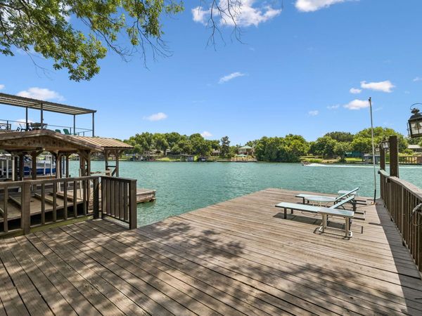 2632 Williams Lakeshore DR, Kingsland, TX 78639