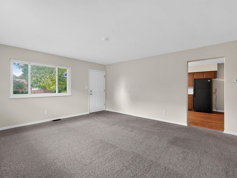 858 W Stephen Drive W, Columbus, OH 43204 Photo 14