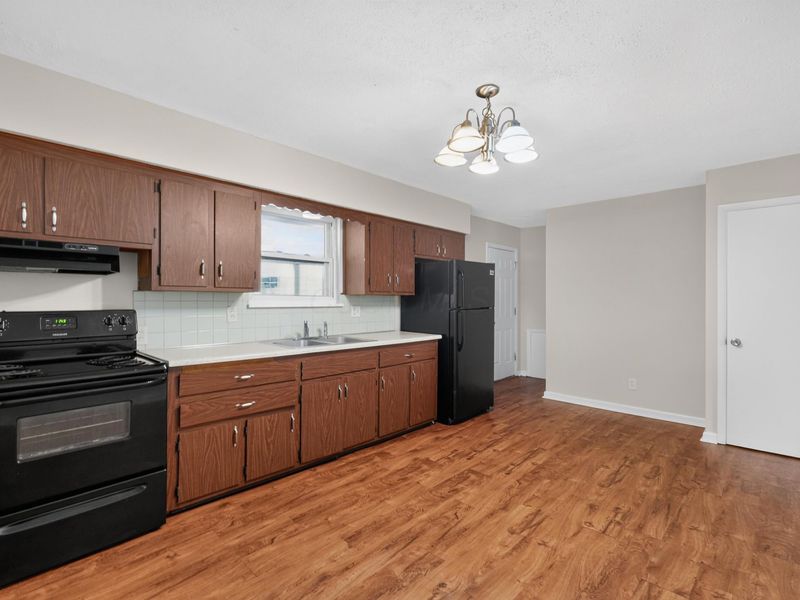 858 W Stephen Drive W, Columbus, OH 43204 Photo 19