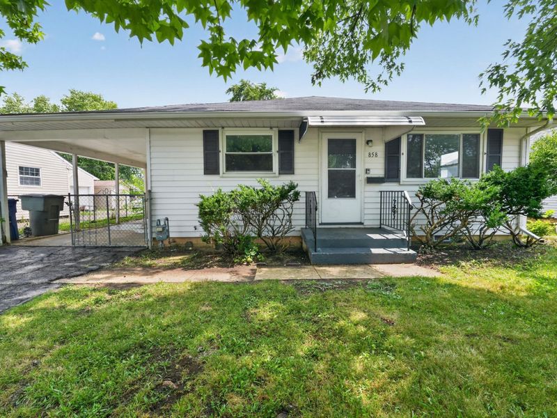 858 W Stephen Drive W, Columbus, OH 43204 Photo 3