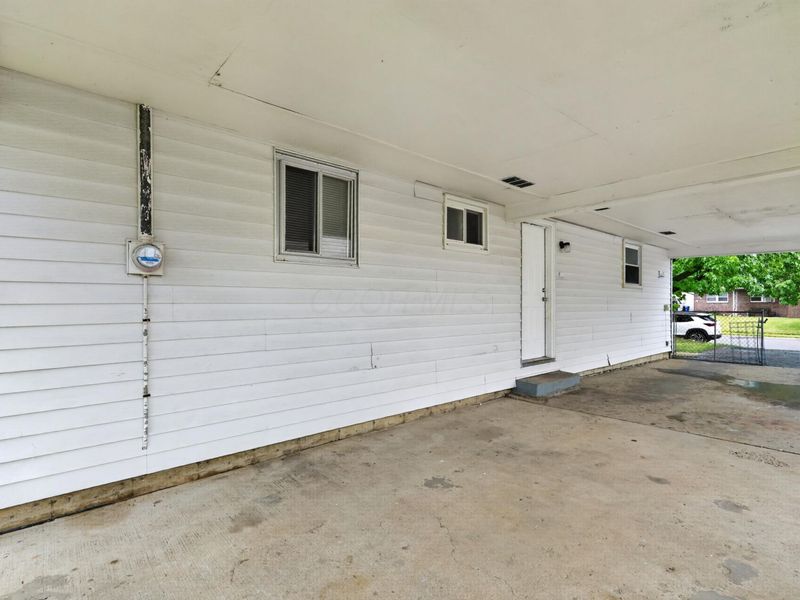 858 W Stephen Drive W, Columbus, OH 43204 Photo 7