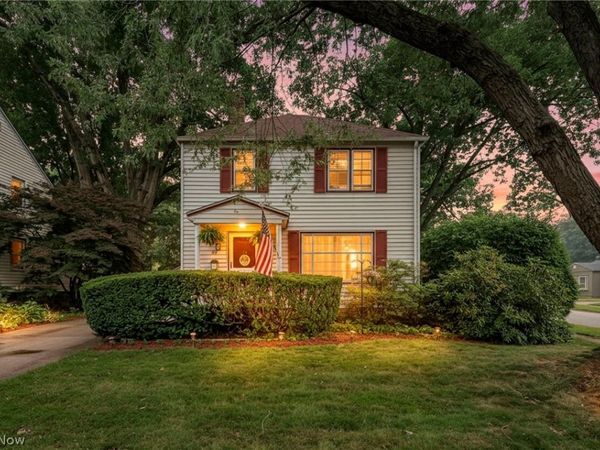 86 Washington Avenue, Cuyahoga Falls, OH 44221