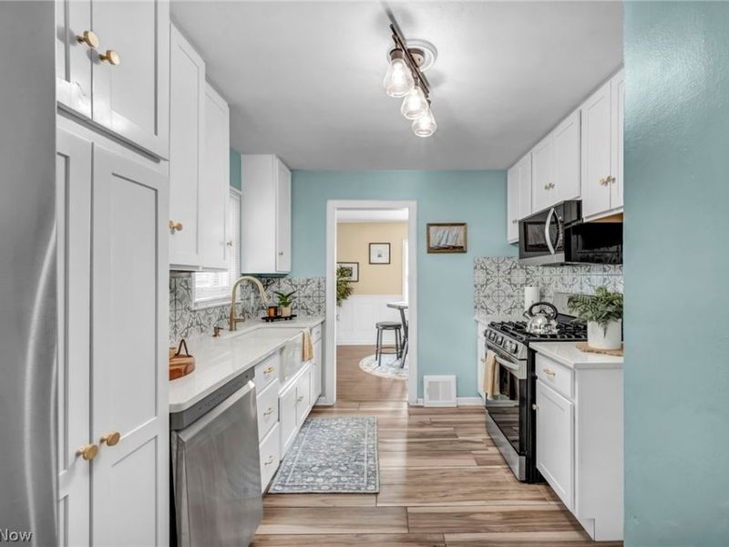 86 Washington Avenue, Cuyahoga Falls, OH 44221 Photo 17