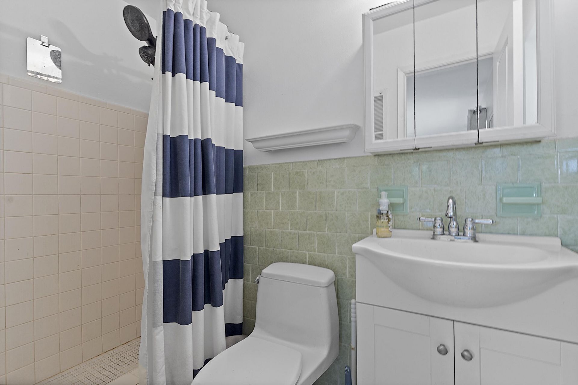 830 SW 1st Avenue, Pompano Beach, FL 33060 Photo