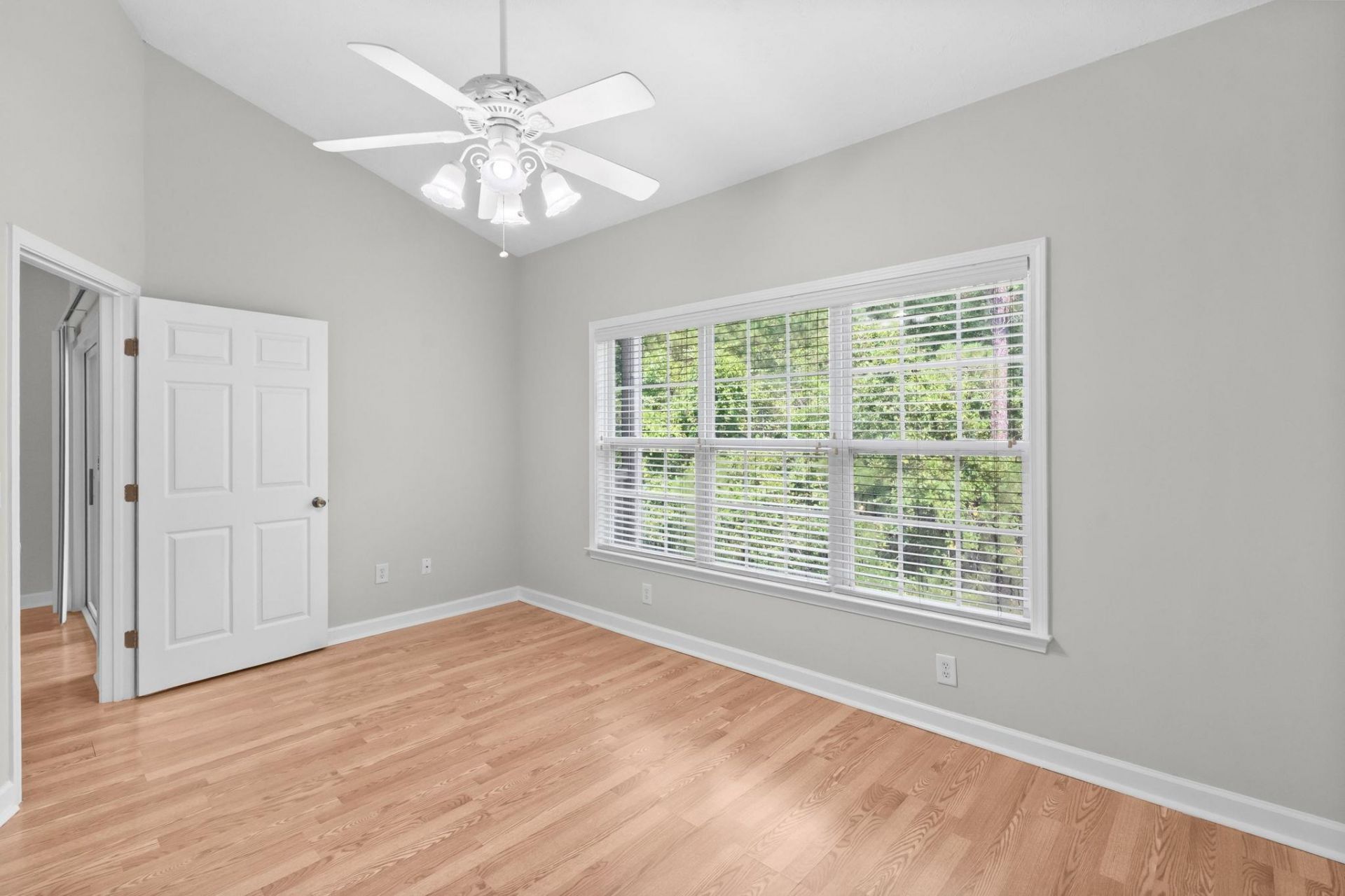 106 Westhaven Dr.  Photo 13