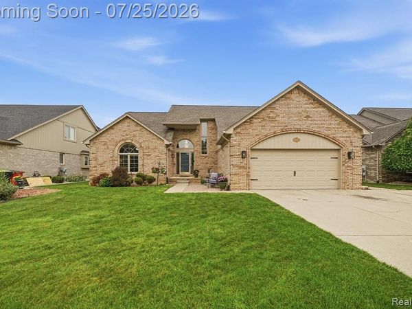 54049 Carnation Drive, Macomb Twp, MI 48042