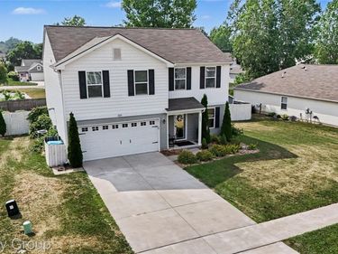 605 Rockway Drive, Linden, Mi 48451