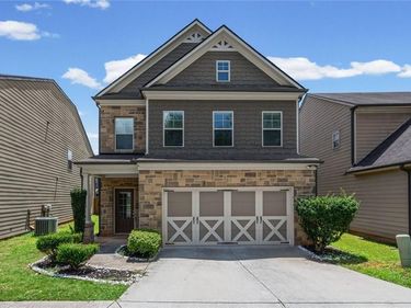 5343 Catrina Way , Buford, GA 30519