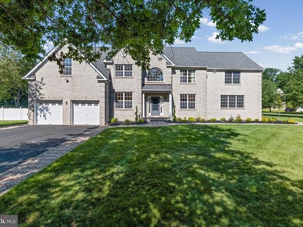 5 BARD DRIVE, MONROE TOWNSHIP, NJ 08831