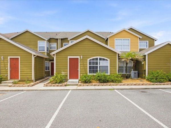 713 WASHINGTON PALM LOOP , Front Unit, DAVENPORT, FL 33897