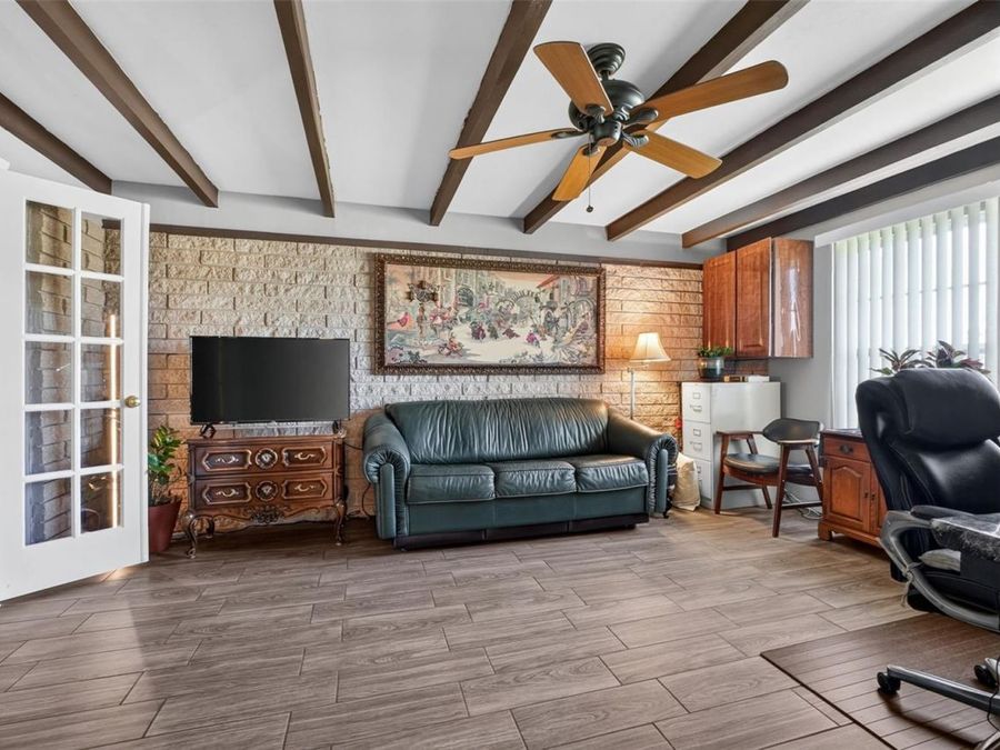 Property Image 43