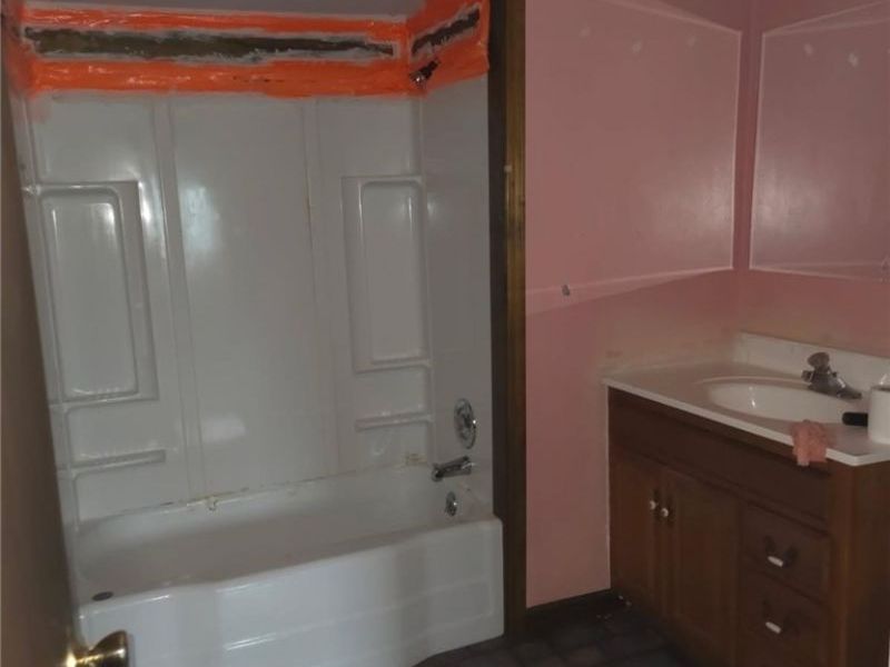 375 Bon Air Avenue, Elyria, OH 44035 Photo 7