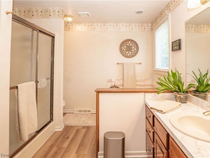 6215 Bayside Street NW, Canton, OH 44718 Photo 30