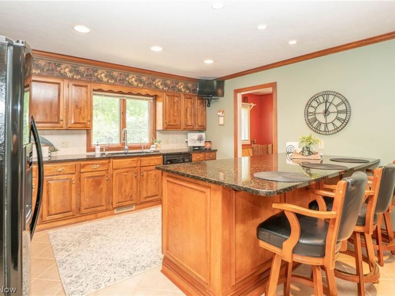 6215 Bayside Street NW, Canton, OH 44718 Photo 8