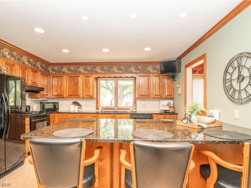 6215 Bayside Street NW, Canton, OH 44718 Photo 9