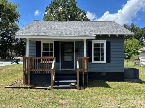 201 N Meriah Street , Landis, NC 28088