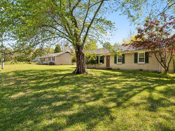 248 Pine Mountain Rd , Clarksville, TN 37042
