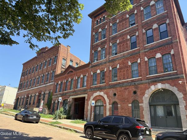 201 Park Avenue, Albany, NY 12202
