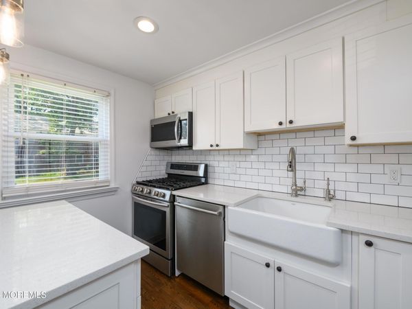 158 Manor Drive, Unit 1506, Red Bank, NJ 07701