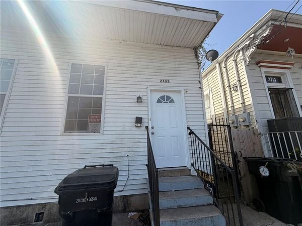 2712 LASALLE Street , New Orleans, LA 70113