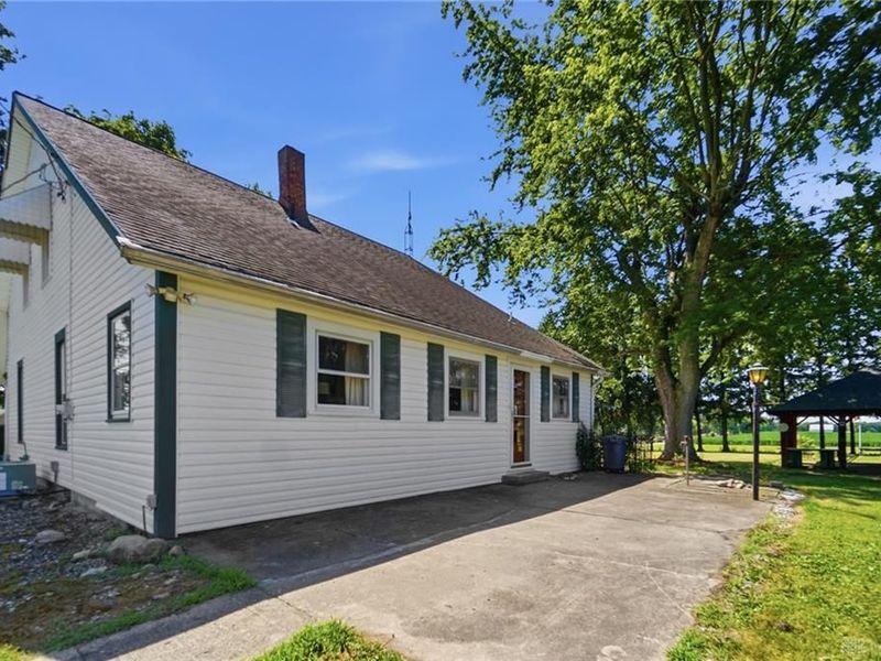 8601 Lochard Road, Sidney, OH 45365 Photo 25