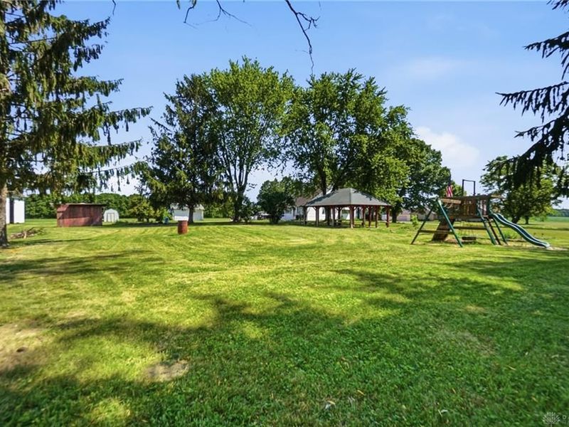 8601 Lochard Road, Sidney, OH 45365 Photo 32