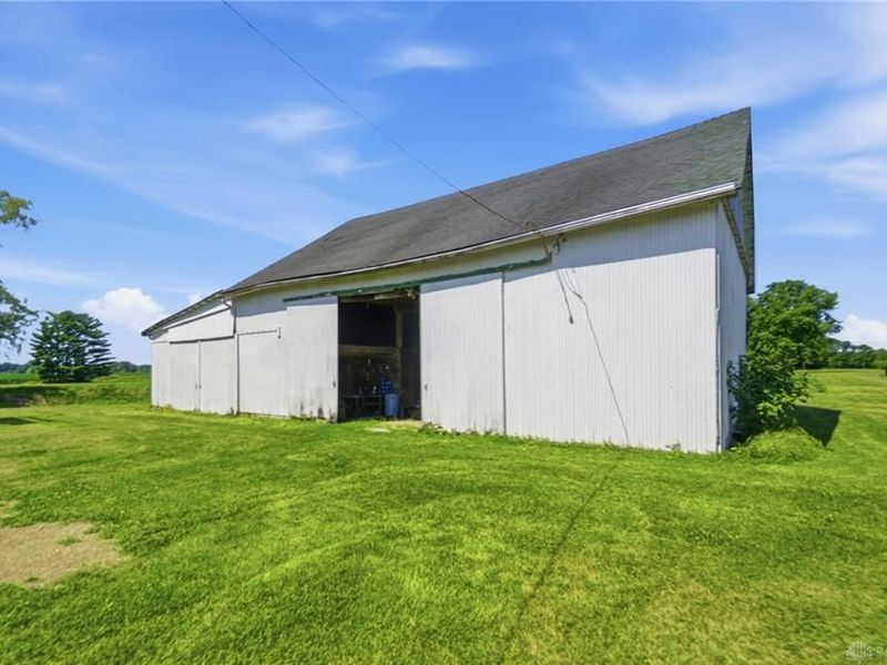 8601 Lochard Road, Sidney, OH 45365 Photo 66