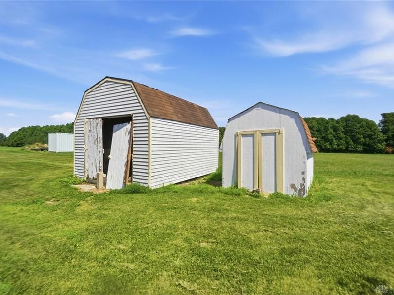 8601 Lochard Road, Sidney, OH 45365 Photo 68