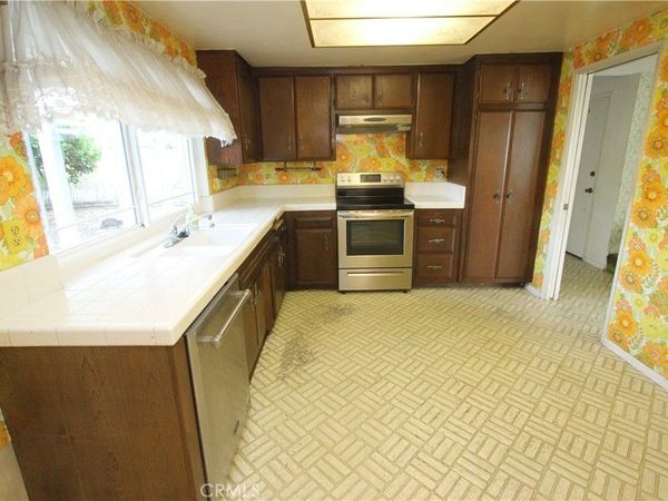13411 Milan , Westminster, CA 92683