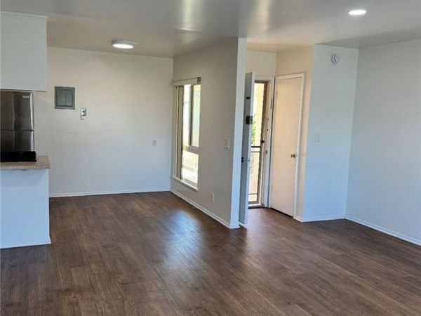 4221 E 60th st, Huntington Park, CA 90255