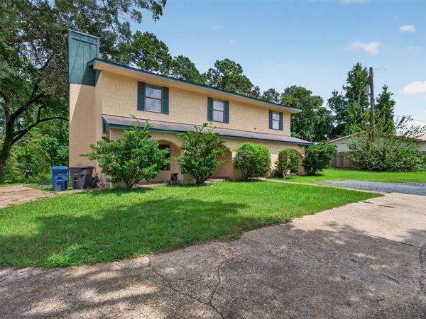 1337 Washington Street, Natchitoches, LA 71457