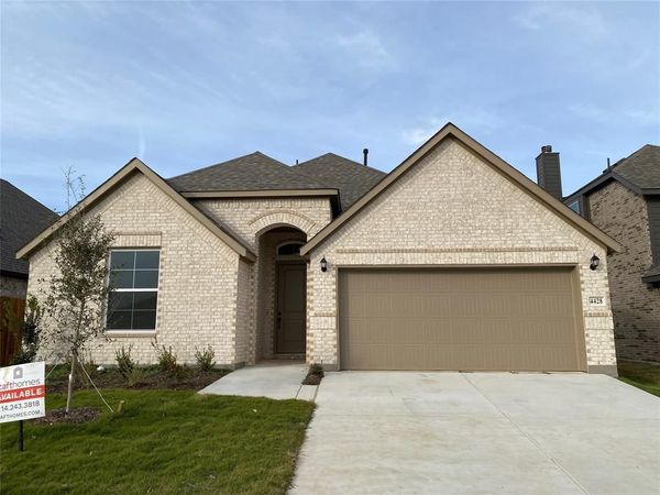 10305 Linseed Drive , Fort Worth, TX 76036