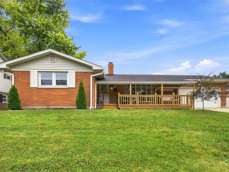 605 Jackson Lane, Middletown, OH 45044 Photo 1