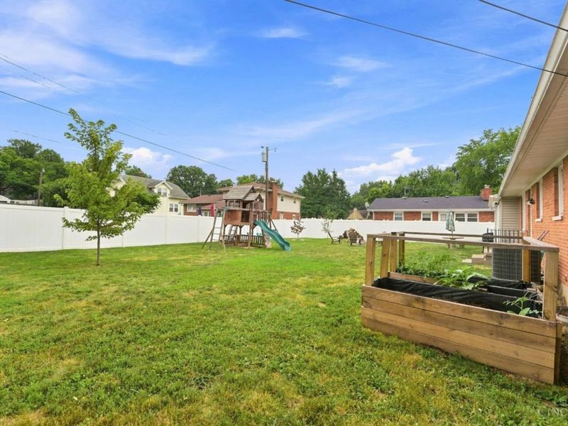 605 Jackson Lane, Middletown, OH 45044 Photo 29