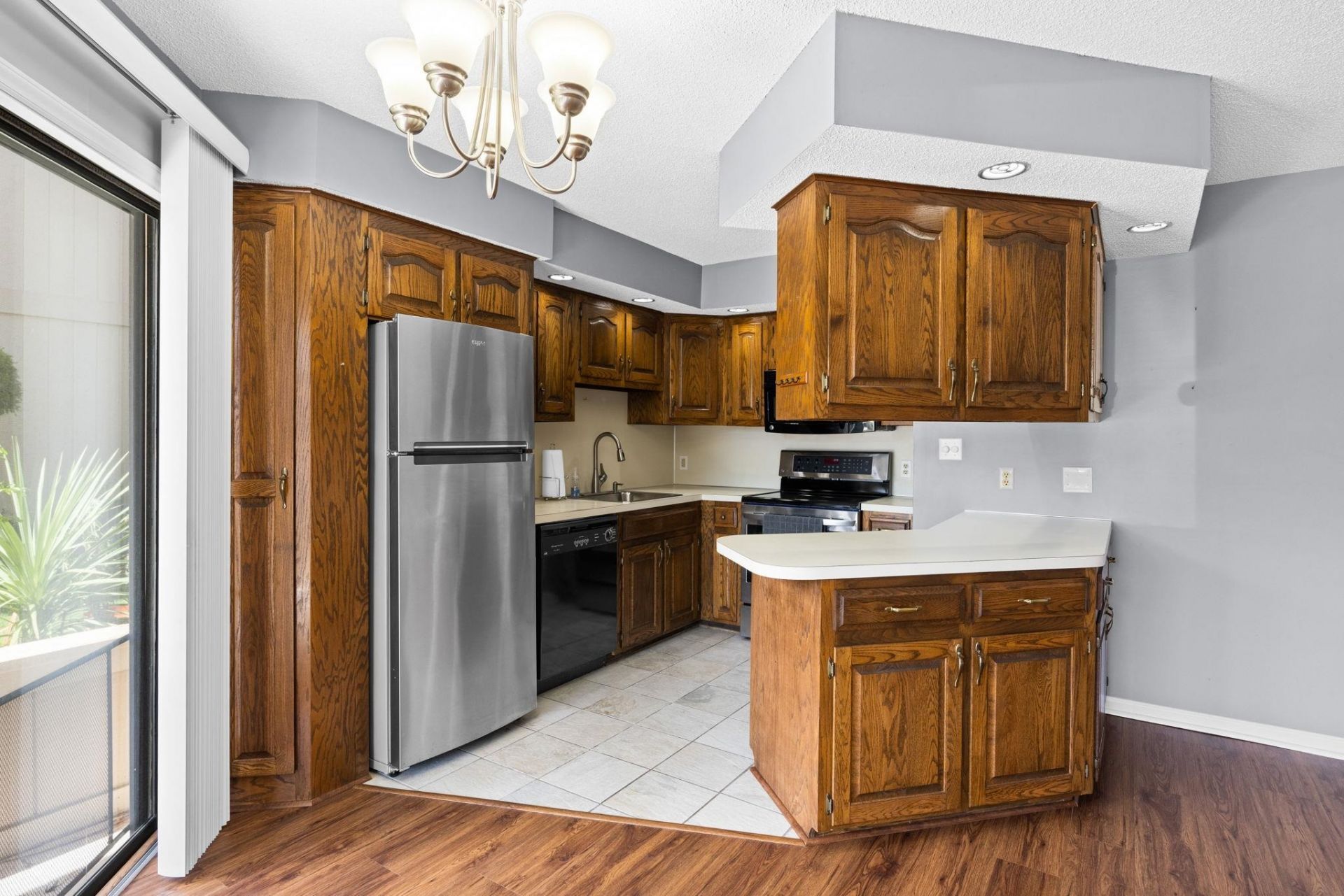 4206 Pinehurst Circle  Photo 10
