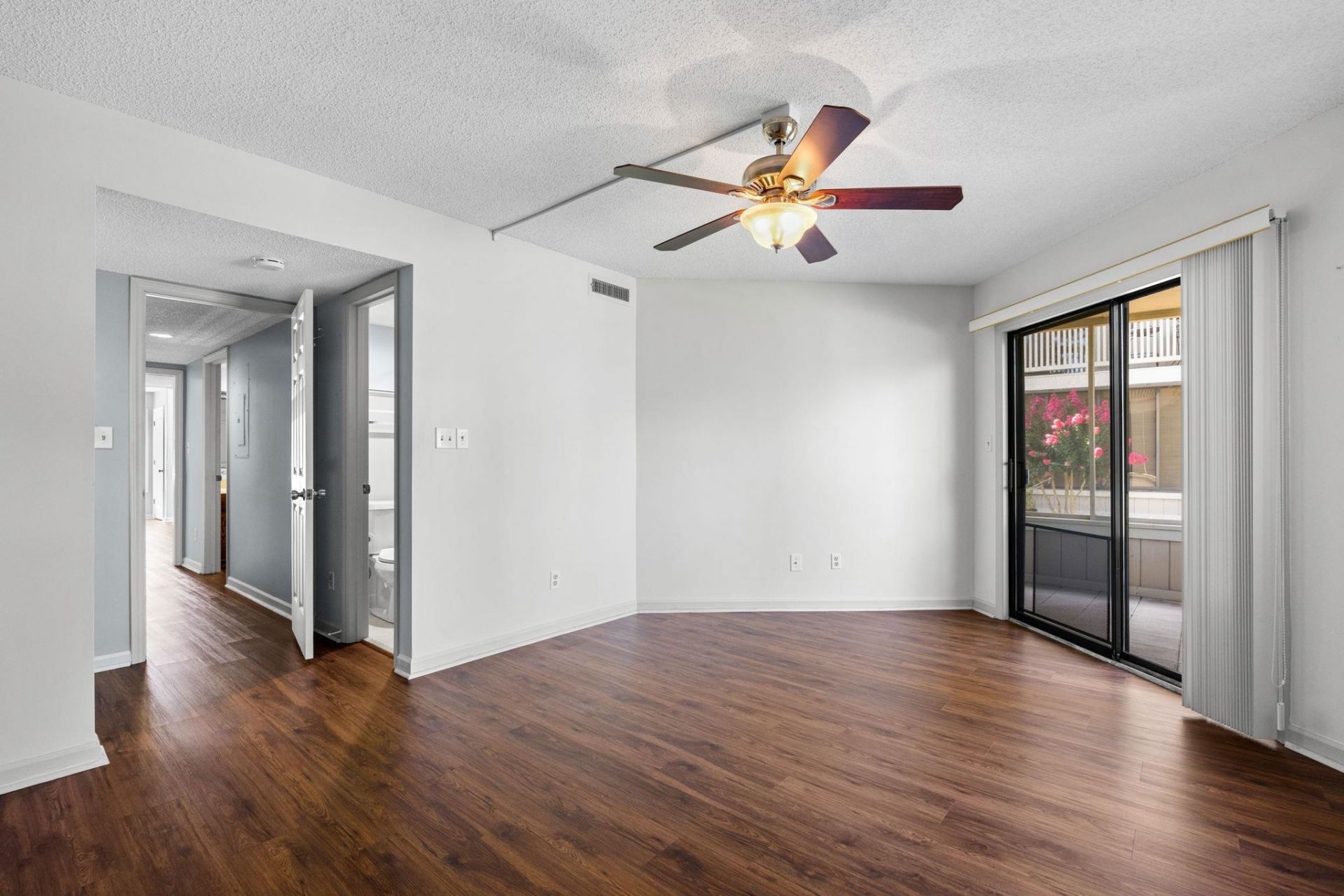 4206 Pinehurst Circle  Photo 19