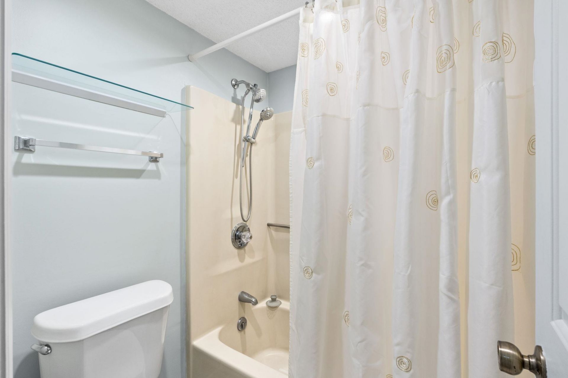 4206 Pinehurst Circle  Photo 23