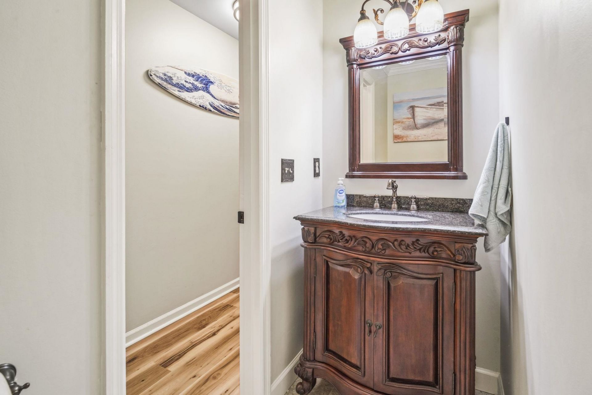 1880 Colony Dr. Photo 22